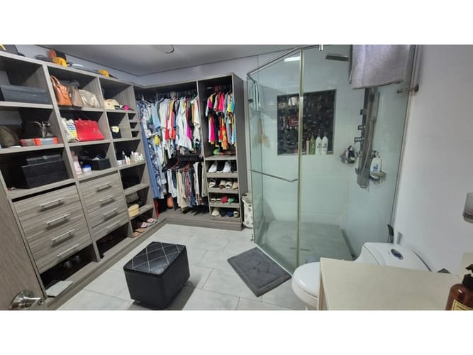 Casa de 4 alcobas en venta en El Tabor, Barranquilla, 375 m² · foto 8 de 10