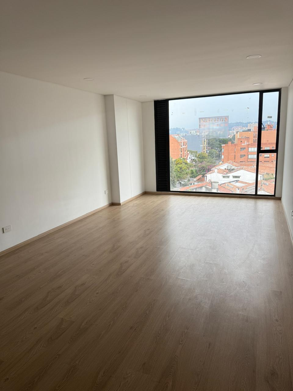 Apartamento en venta en Cedritos, Bogotá · foto 4 de 14