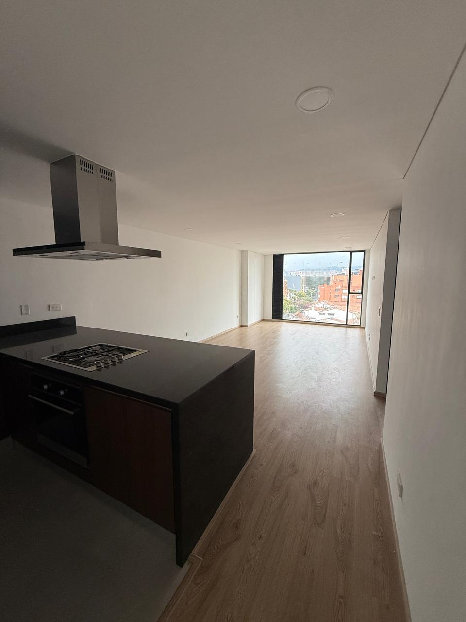 Apartamento en venta en Cedritos, Bogotá · foto 5 de 14