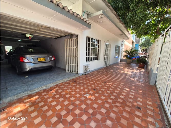 Casa de 3 alcobas en venta en Colombia, Barranquilla, 296 m² · foto 3 de 24