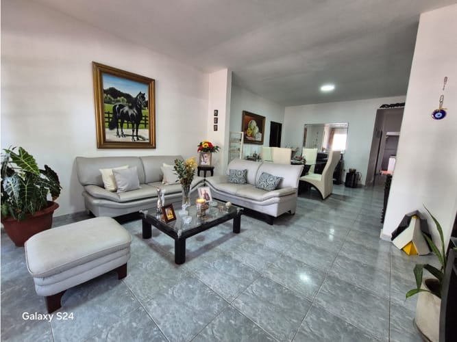 Casa de 3 alcobas en venta en Colombia, Barranquilla, 296 m² · foto 6 de 24