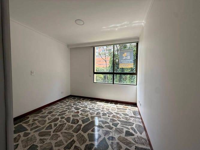 Apartamento de 3 alcobas en venta en El Poblado, Medellín, 140 m² · foto 12 de 18