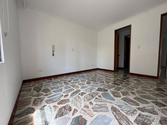 Apartamento de 3 alcobas en venta en El Poblado, Medellín, 140 m² · foto 16 de 18