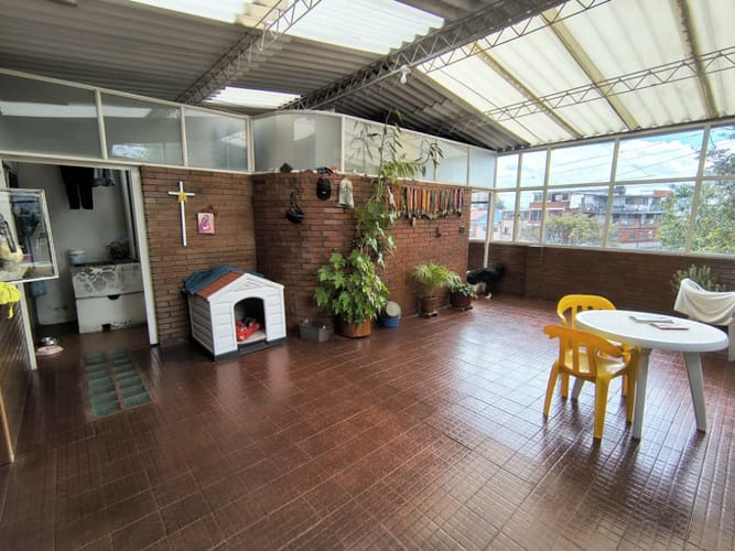 Casa de 6 alcobas en arriendo en Popular Modelo, Bogotá, 650 m² · foto 9 de 21