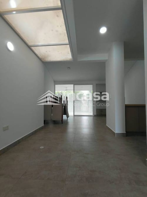 Casa de 3 alcobas en venta en El Castillo, Jamundí, 150 m² · foto 3 de 24