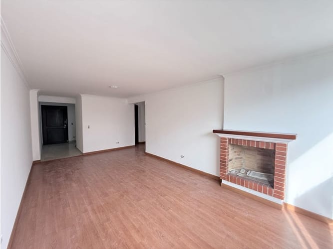 Apartamento en venta en Santa Barbara, Bogotá · foto 2 de 16