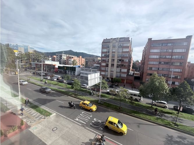 Apartamento en venta en Santa Barbara, Bogotá · foto 3 de 16