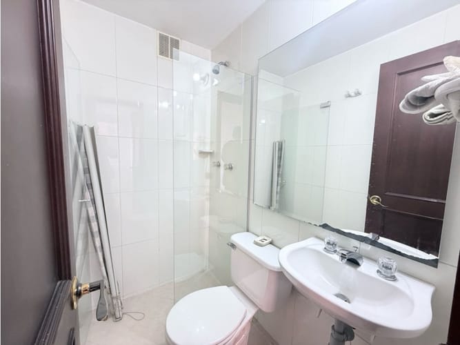 Apartamento en venta en Santa Barbara, Bogotá · foto 12 de 16