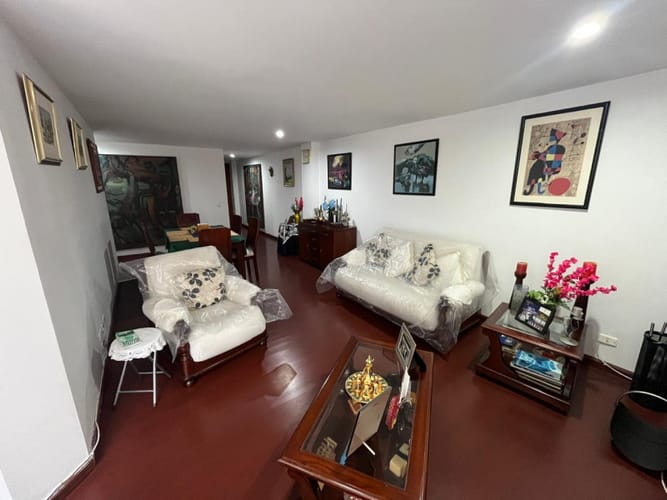 Apartamento de 3 alcobas en venta en Bella Suiza, Bogotá, 120 m² · foto 4 de 22