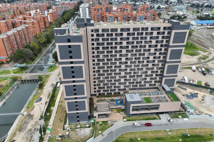 Apartaestudio en arriendo en Ciudad Salitre, Bogotá · foto 2 de 18