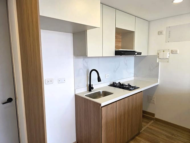 Apartaestudio en arriendo en Ciudad Salitre, Bogotá · foto 8 de 18