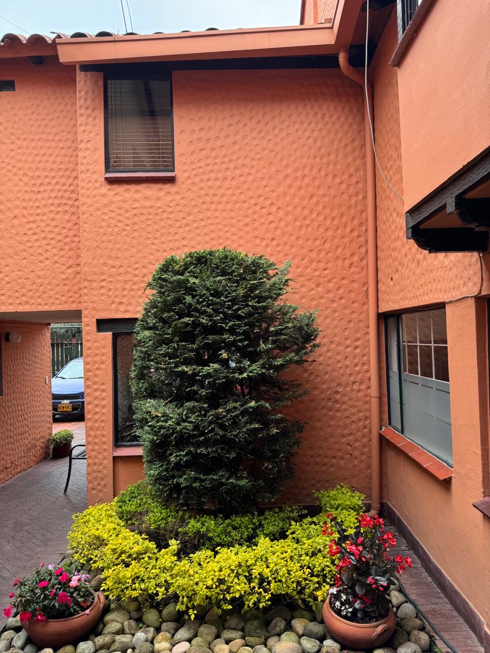 Casa en venta en Cedritos, Bogotá · foto 3 de 20
