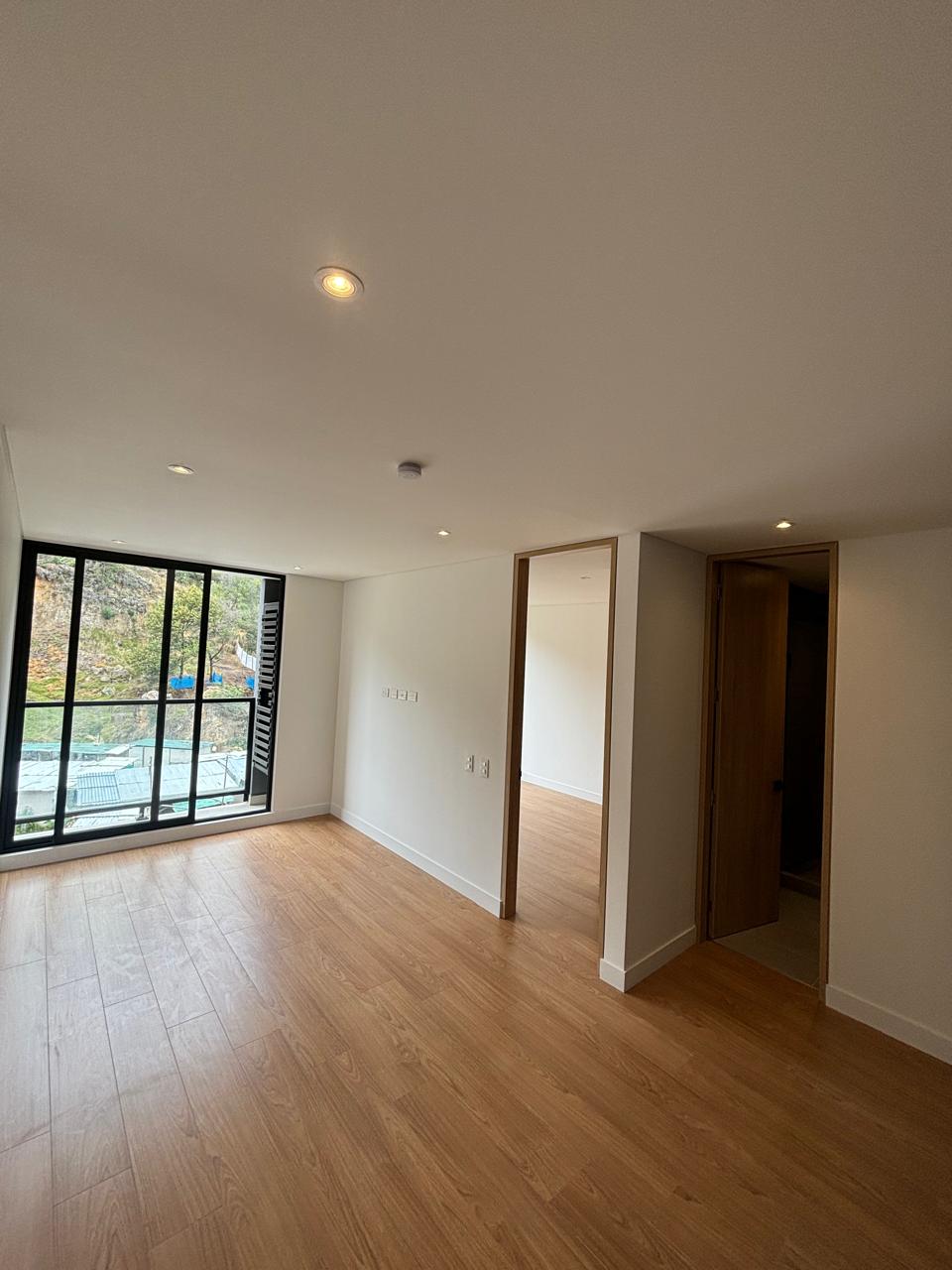 Apartamento en venta en Bosque De Pinos, Bogotá · foto 3 de 12