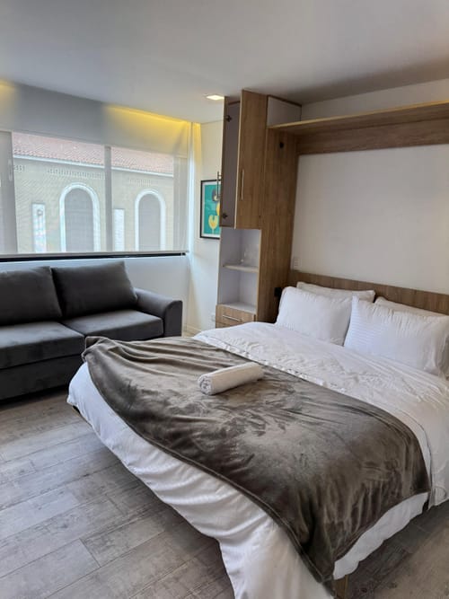 Apartaestudio en venta en Chapinero, Bogotá, 34 m² · foto 7 de 9