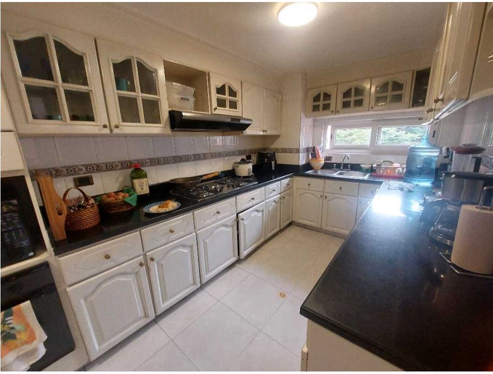 Apartamento en venta en Chicó Alto, Bogotá · foto 4 de 8
