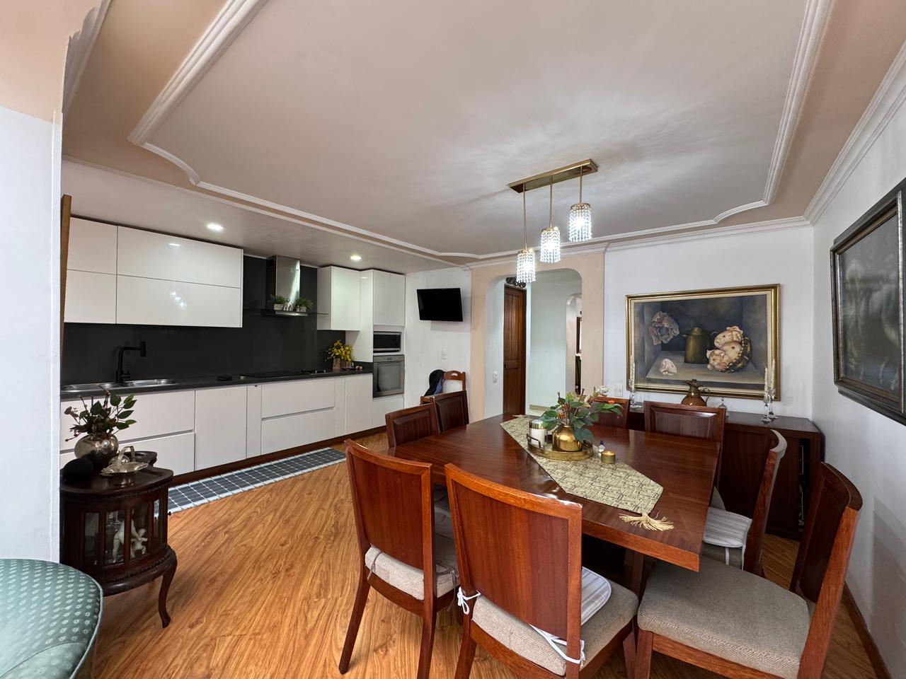 Casa en venta en Cedritos, Bogotá · foto 2 de 18