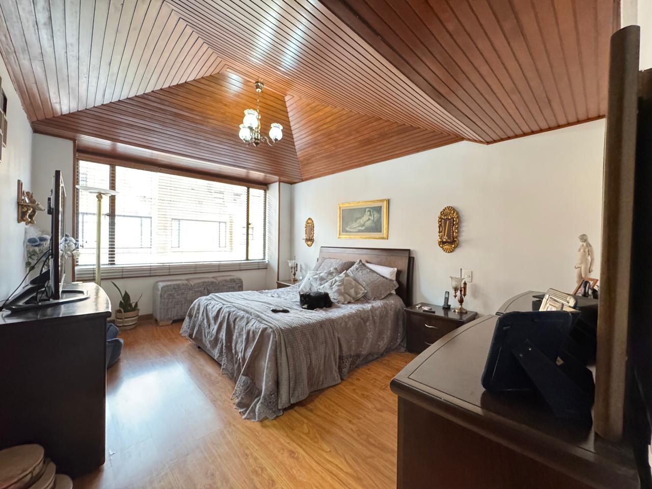 Casa en venta en Cedritos, Bogotá · foto 9 de 18