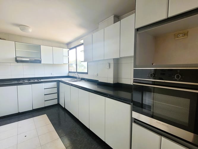 Apartamento en venta en Chicó Navarra, Bogotá · foto 7 de 19