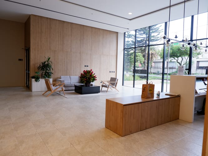 Apartamento de 2 alcobas en venta en Chicó Navarra, Bogotá, 97 m² · foto 1 de 24