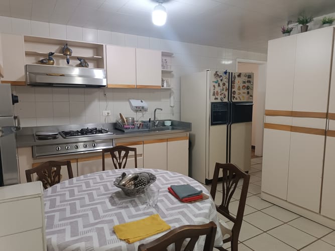 Apartamento de 3 alcobas en venta en Chico Norte, Bogotá, 187 m² · foto 5 de 14