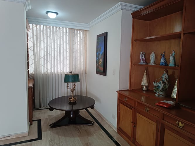 Apartamento de 3 alcobas en venta en Chico Norte, Bogotá, 187 m² · foto 8 de 14