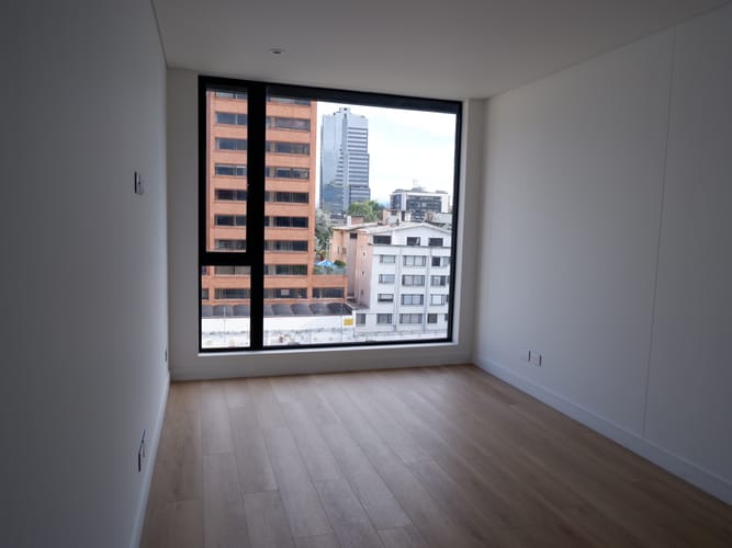 Apartamento de 2 alcobas en venta en Chicó Navarra, Bogotá, 97 m² · foto 11 de 24