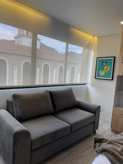 Apartaestudio en venta en Chapinero, Bogotá, 34 m² · foto 3 de 9