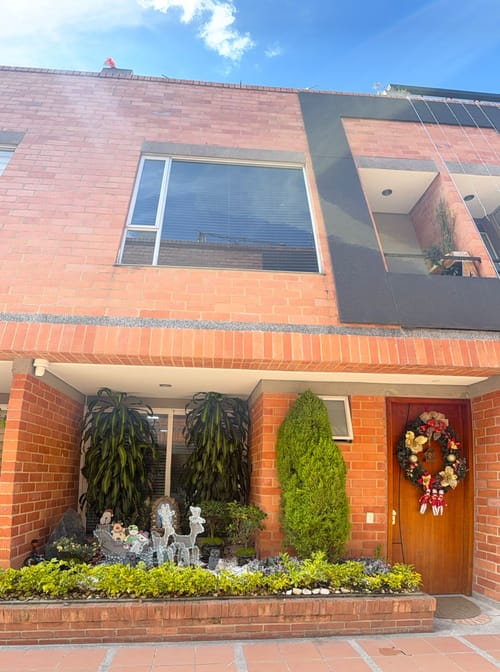 Casa de 3 alcobas en venta en Cota, 234 m² · foto 2 de 19
