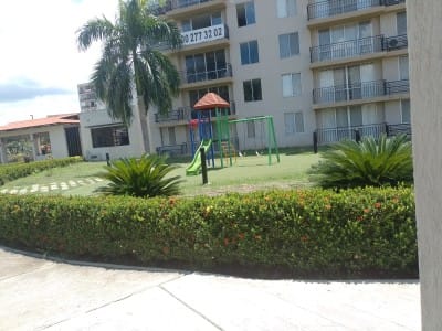 Apartamento de 3 alcobas en venta en Las Palmas, Ricaurte, 53 m² · foto 8 de 24
