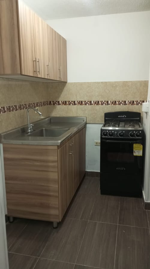 Apartamento de 3 alcobas en arriendo en Engativá, Bogotá, 50 m² · foto 3 de 12