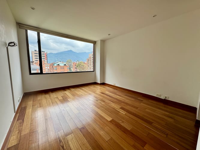 Apartamento de 3 alcobas en venta en Chico Norte, Bogotá, 114 m² · foto 9 de 18