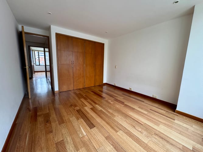 Apartamento de 3 alcobas en venta en Chico Norte, Bogotá, 114 m² · foto 14 de 18