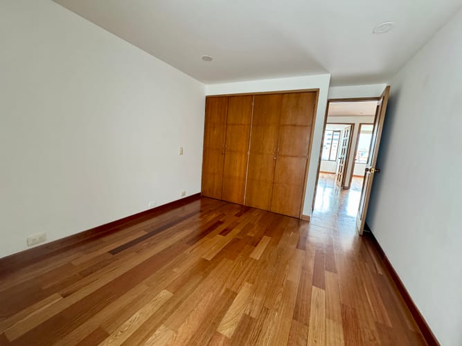 Apartamento de 3 alcobas en venta en Chico Norte, Bogotá, 114 m² · foto 16 de 18
