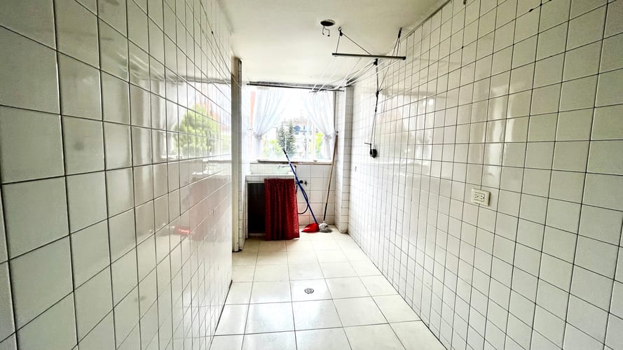 Apartamento en venta en Santa Barbara, Bogotá · foto 6 de 24