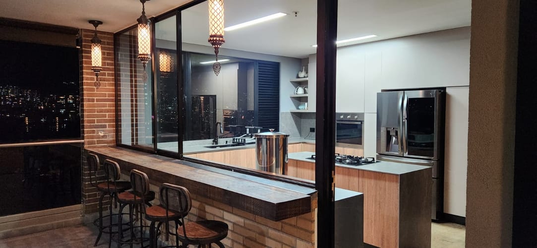 Apartamento de 4 alcobas en venta en El Poblado, Medellín, 320 m² · foto 18 de 23