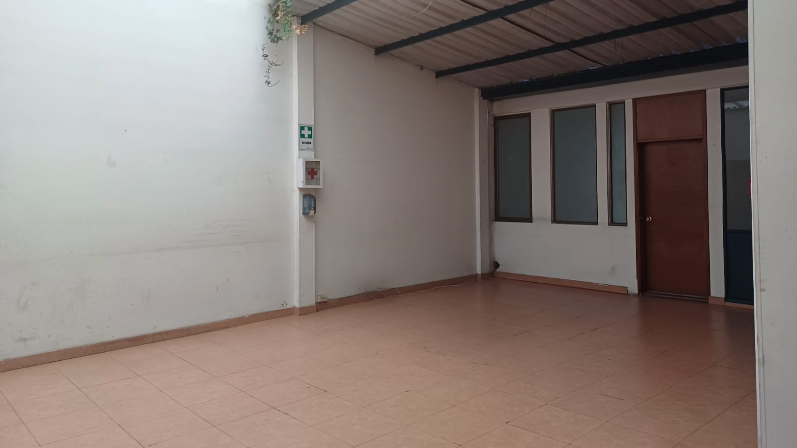 Casa en venta en San Luis, Bogotá · foto 8 de 24