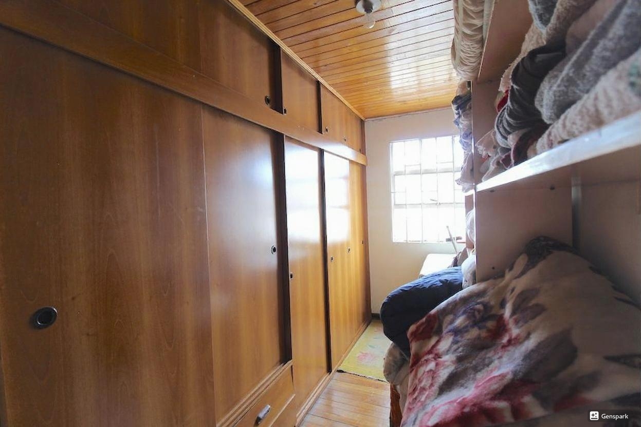 Casa en venta en Quinta Paredes, Bogotá · foto 11 de 19