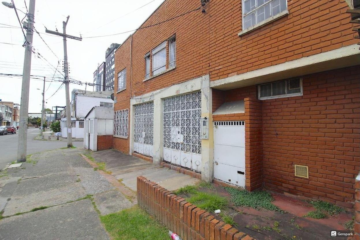 Casa en venta en Quinta Paredes, Bogotá · foto 18 de 19