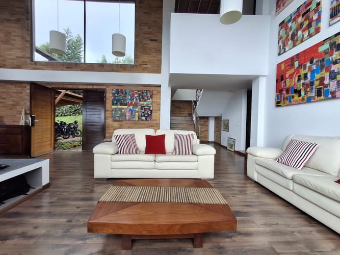 Casa de 5 alcobas en venta en Yerbabuena, Sopó, 336 m² · foto 20 de 24