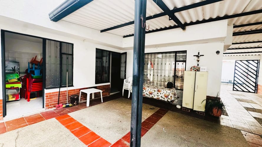 Casa de 6 alcobas en venta en Girardot, Ricaurte, 377 m² · foto 14 de 20