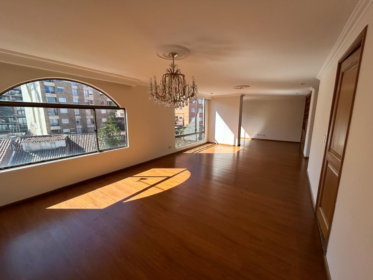 Apartamento en venta en Altos De Bella Suiza, Bogotá · foto 3 de 23