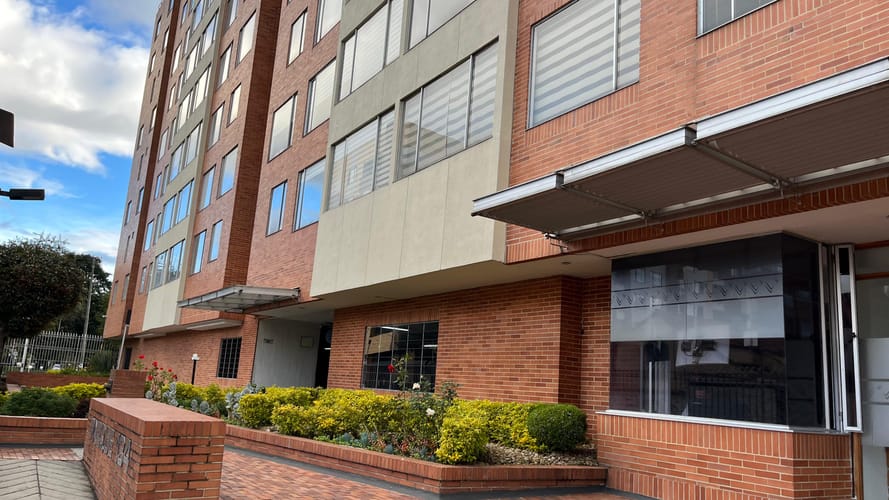 Apartamento de 3 alcobas en venta en La Calleja, Bogotá, 125 m² · foto 7 de 10
