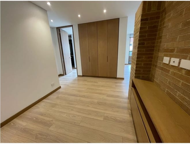 Apartamento de 2 alcobas en venta en Santa Barbara, Bogotá, 116 m² · foto 9 de 22