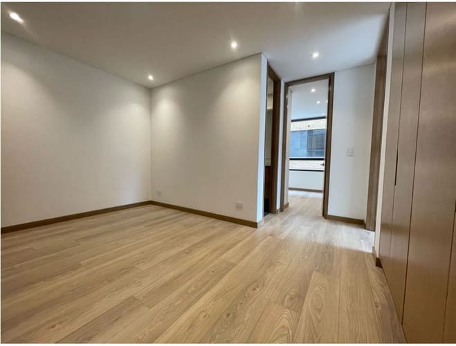 Apartamento de 2 alcobas en venta en Santa Barbara, Bogotá, 116 m² · foto 11 de 22