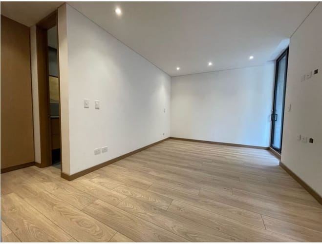 Apartamento de 3 alcobas en venta en Santa Barbara, Bogotá, 127 m² · foto 8 de 24