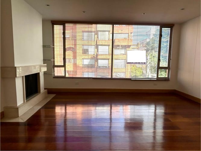 Apartamento en venta en Santa Barbara, Bogotá · foto 3 de 24