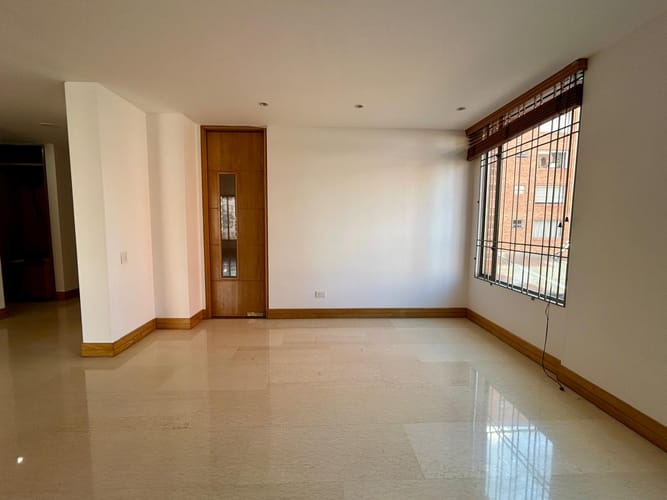 Apartamento en venta en Santa Barbara, Bogotá · foto 4 de 24