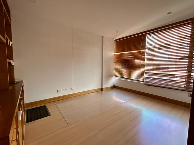 Apartamento en venta en Santa Barbara, Bogotá · foto 5 de 24