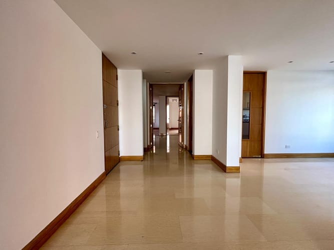 Apartamento en venta en Santa Barbara, Bogotá · foto 7 de 24