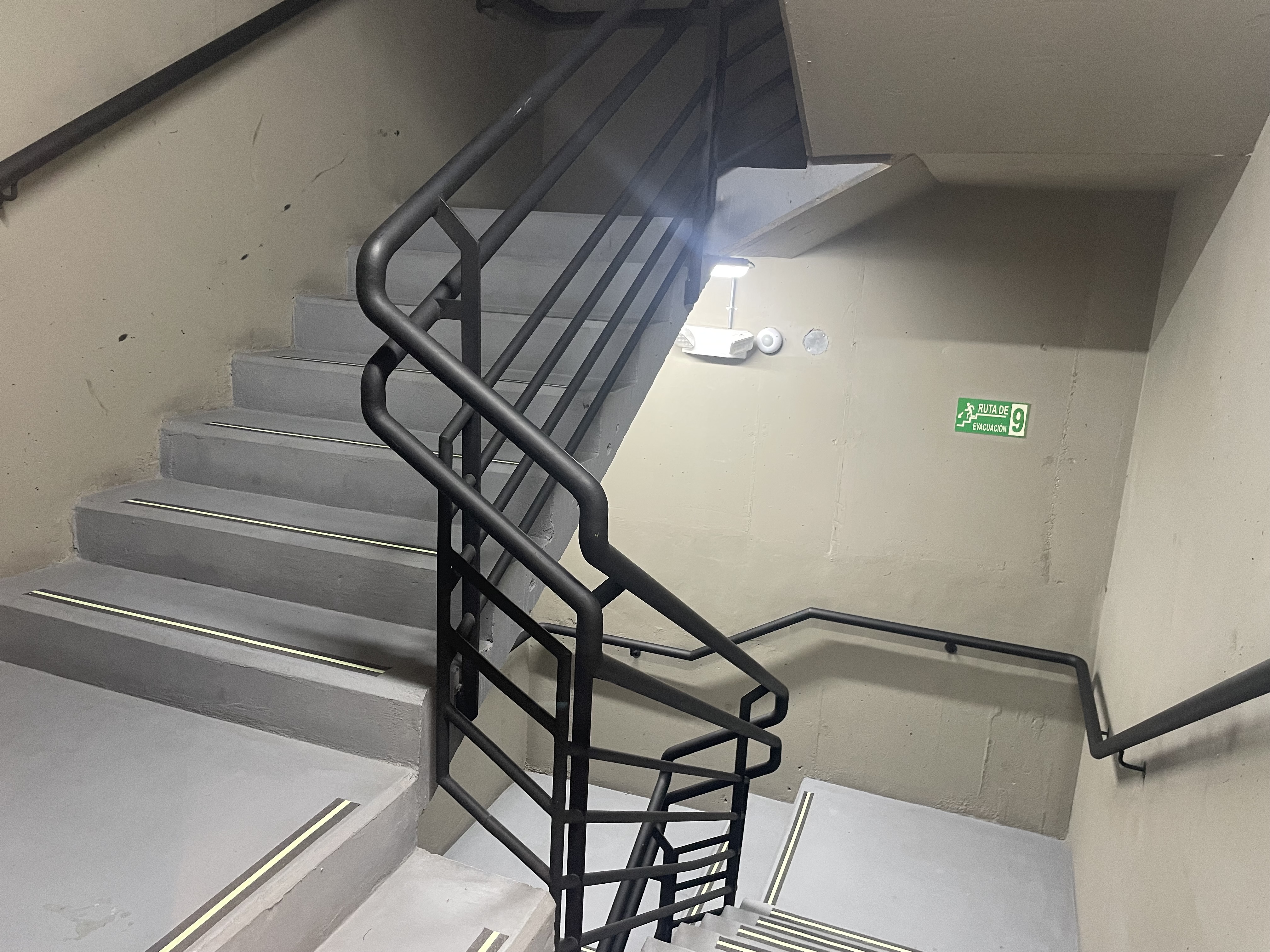 Apartamento en venta en Ciudad Salitre, Bogotá · foto 17 de 24